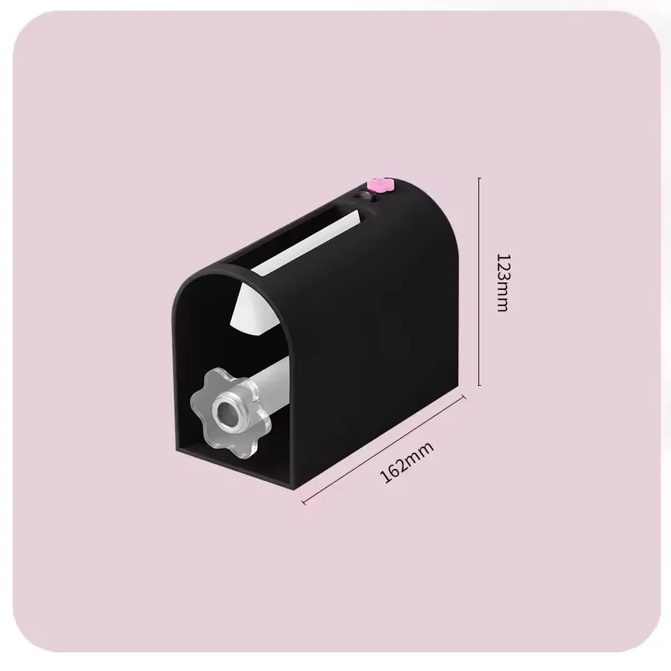 Machine for assembling eyelash fans