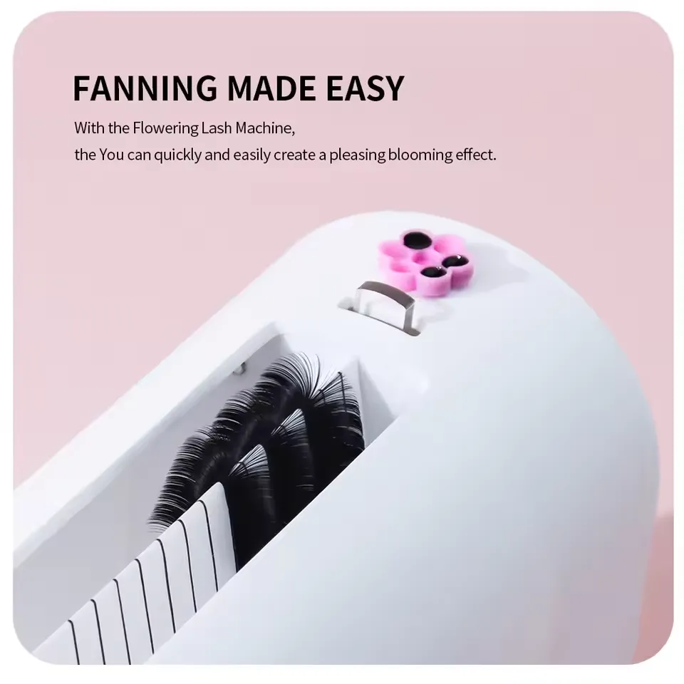 Machine for assembling eyelash fans