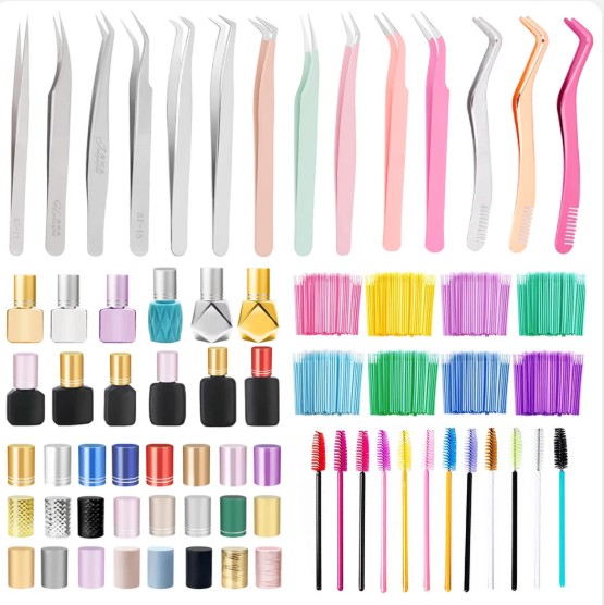 CUSTOMIZE YOUR LASHES AND ACCESSORIES