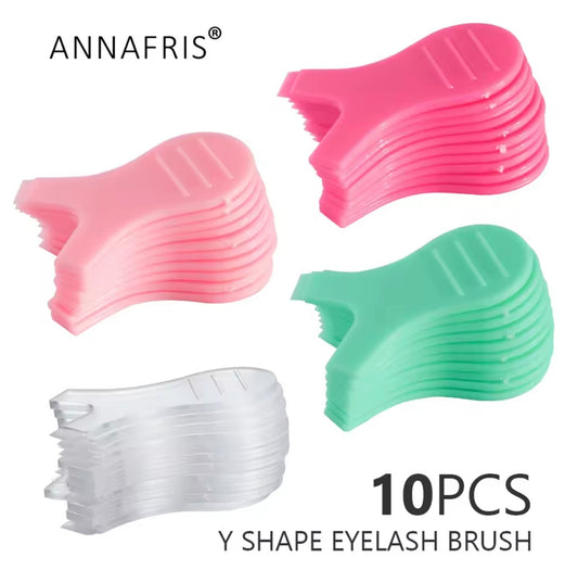 Comb shaped and for lifting eyelashes